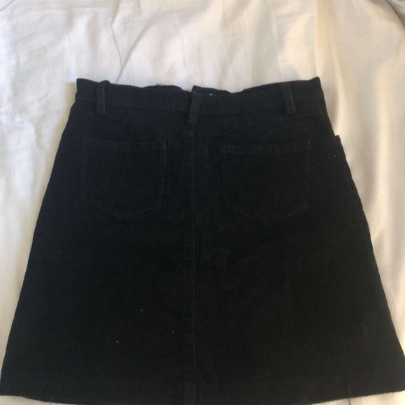 Black corduroy Brandy Melville skirt - Picture 2 of 3